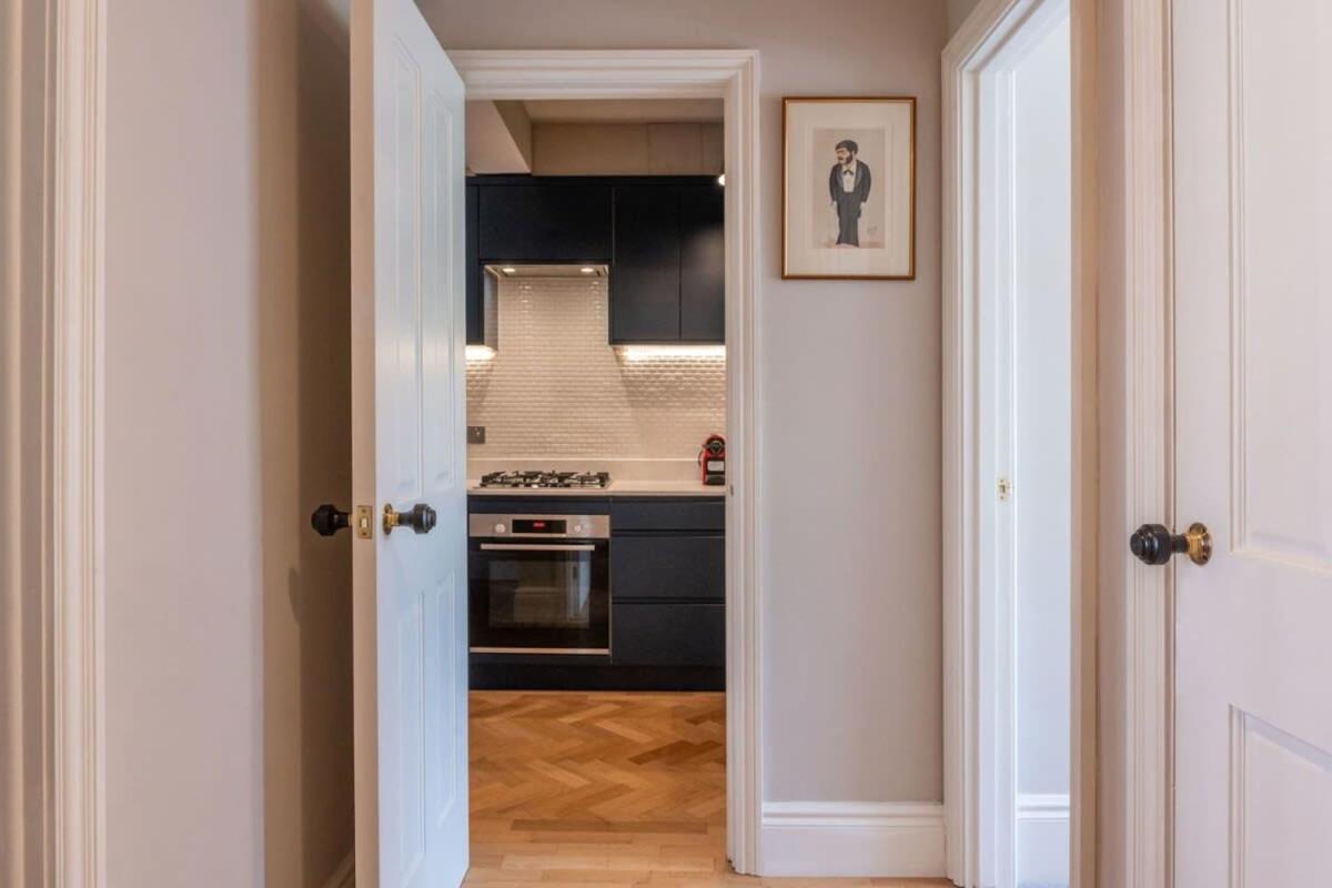 Апартаменты A Regal Abode - Marylebone - By Frankie Says Лондон Экстерьер фото